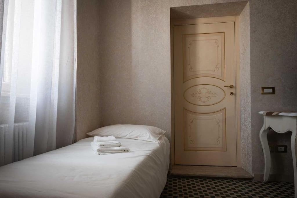 Merulana Penthouse: 5 Minutes Walk From Colosseum Eksteriør bilde